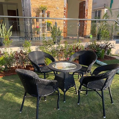 לונבלה Lavish Villa - 3 Bhk Pool With Lawn מראה חיצוני תמונה