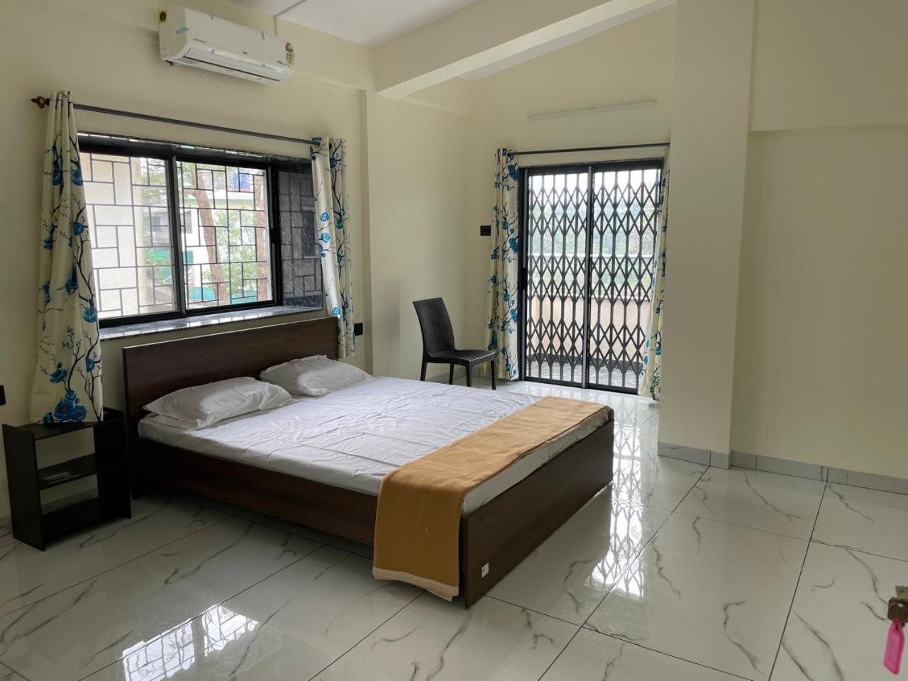 לונבלה Lavish Villa - 3 Bhk Pool With Lawn מראה חיצוני תמונה