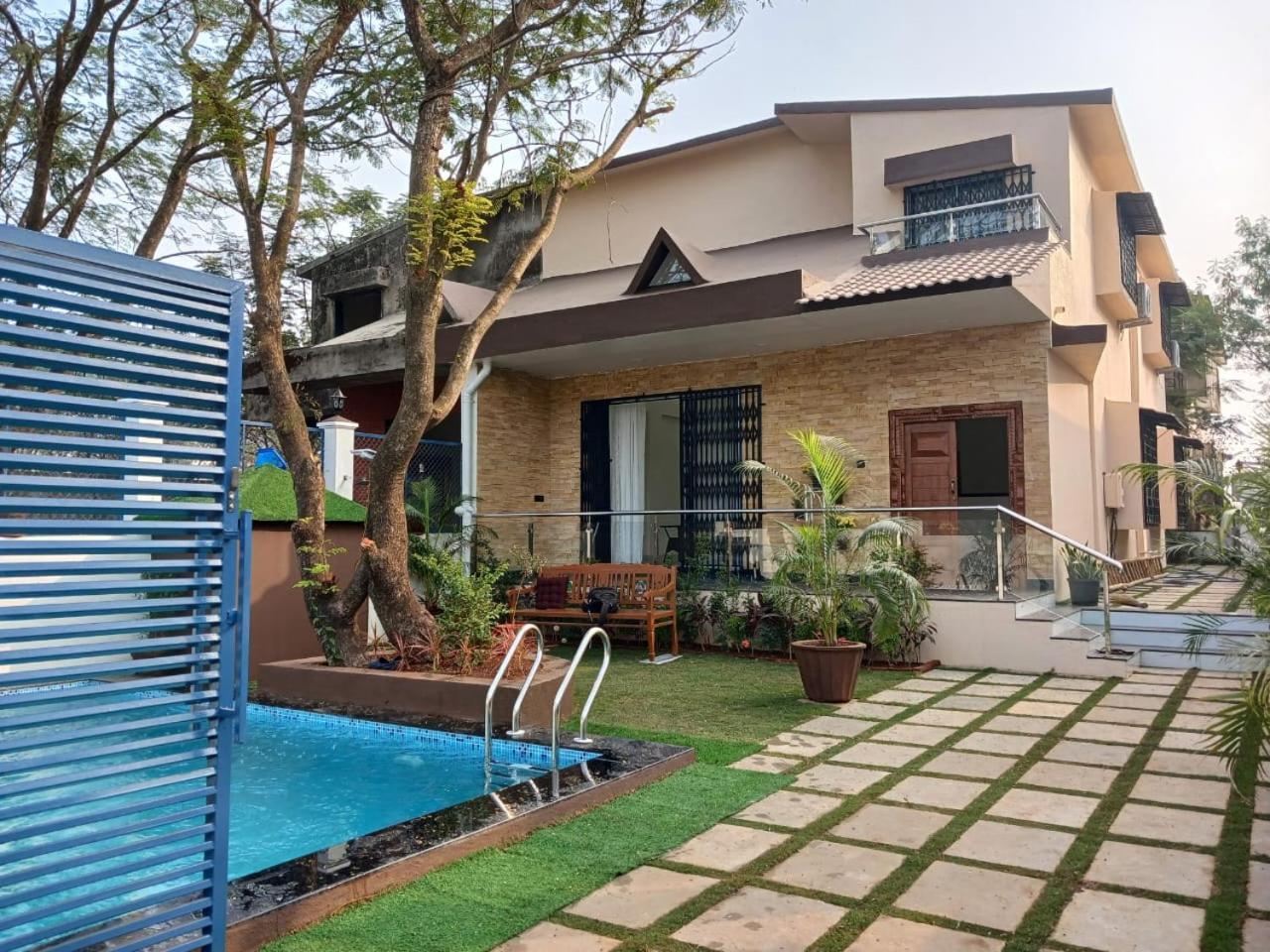 לונבלה Lavish Villa - 3 Bhk Pool With Lawn מראה חיצוני תמונה