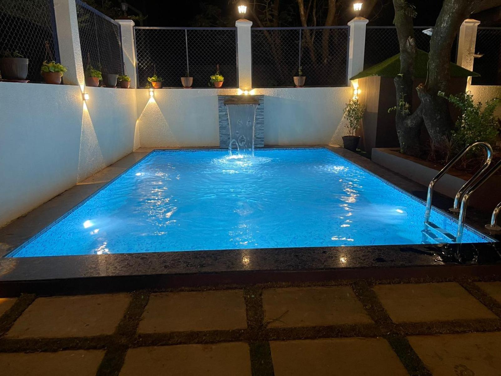 לונבלה Lavish Villa - 3 Bhk Pool With Lawn מראה חיצוני תמונה